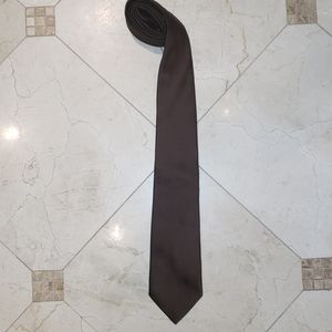MEN'S BRAND NEW BROWN ITALIAN SILK TIE
